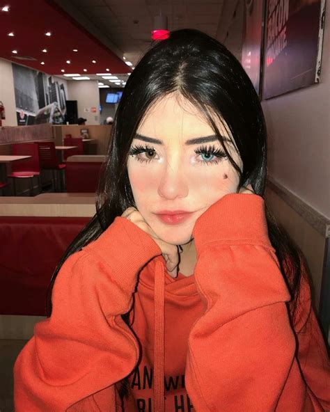 Pie Funny Emoji Angelica Ulzzang Girl Hijab Glamour Instagram
