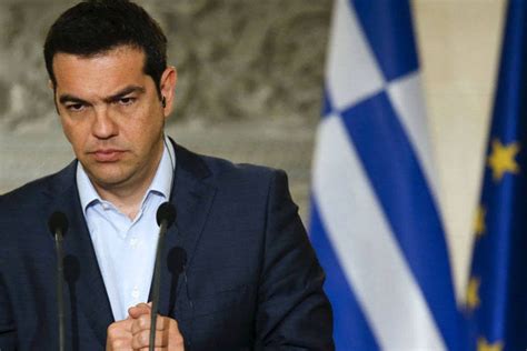 Ministros Gregos São Empossados Após Reforma De Gabinete Exame
