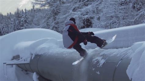 The Perfect Time Of Year For Awesome Snowboarding Feats And Fails Rtm