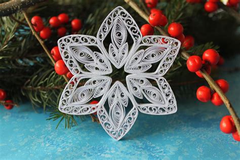 Aspen Snowflake Paper Quilled Ornament Christmas