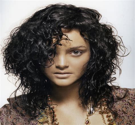 Curly Hair Trends For 2011 Trends Hairstyles