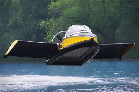 Flying Hovercraft | Uncrate