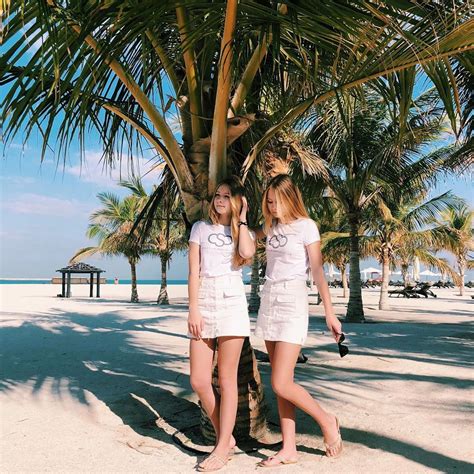 Iza And Elle Izaandelle • Instagram Photos And Videos Twin Girls