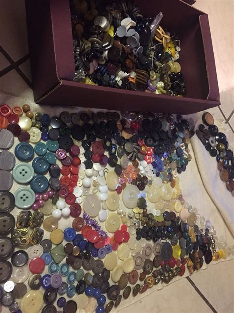 My Grandma Gave Me All Her Buttons After I Asked For One