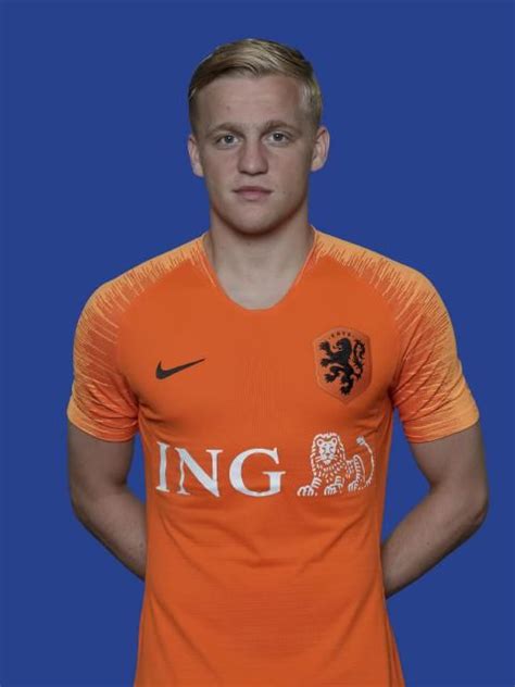 Manchester united midfielder donny van de beek will miss the netherlands' euro 2020 campaign with an injury. DONNY VAN DE BEEK | Voetbal, Meisjes voetbal, Voetballers
