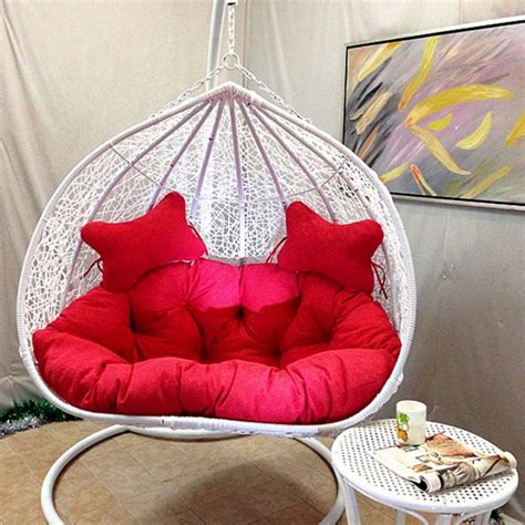20 Adorable And Comfy Bedroom Swing Chairs