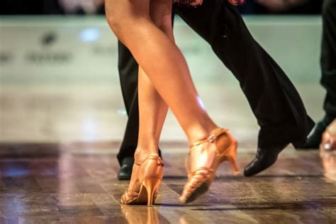 Danse De Salon Et Danse Sociale 13 Danses à Pratiquer En Couple