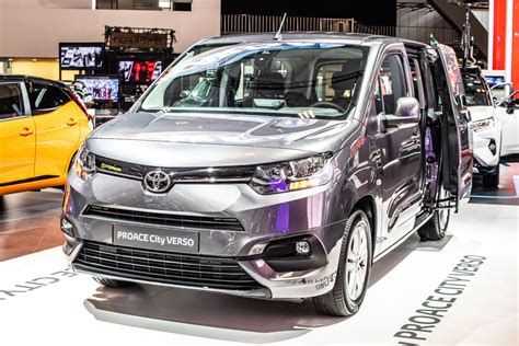 Toyota Proace City Verso Electric L Kwh Elektryczny Opinie Dane