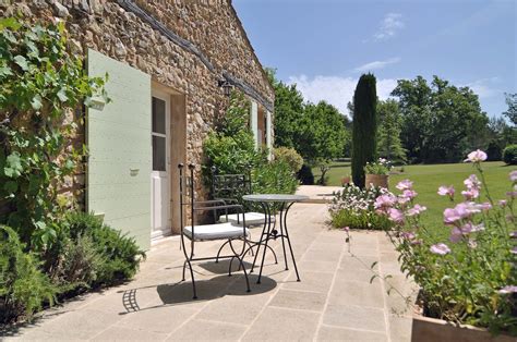 Sunday Times Eric Claptons Authentic Farmhouse In Provence Homehunts