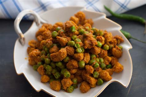 Soya Chunk And Green Peas Sabzi Recipe By Archanas Kitchen