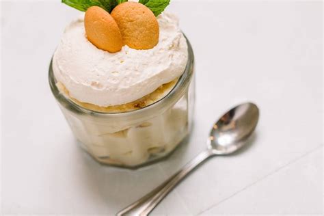 From the kitchens of deen and her family, including beloved classics such as paula's signature southern fried chicken and ooey gooey butter cake. Paula Deen's Family Kitchen - Restaurant | 575 Opry Mills ...