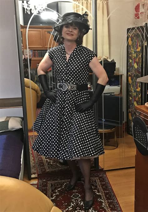 Polka Dots Me In A Nice Polka Dot S Dress With Petticoa Flickr