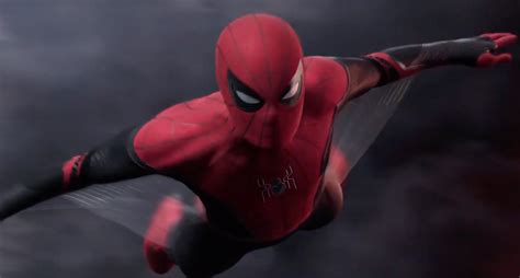 Spider Man Far From Home Uscirà Al Cinema Il 5 Luglio 2019 Video Trailer