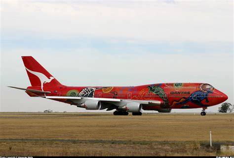 Boeing 747 438er Qantas Aviation Photo 0521587