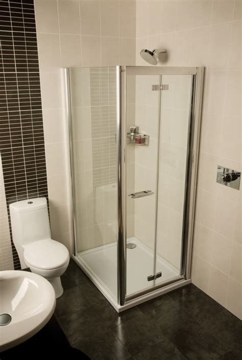 Delta's custom glass shower door program offers 1000s of. Space saving shower solutions for small bathroom - Roman ...