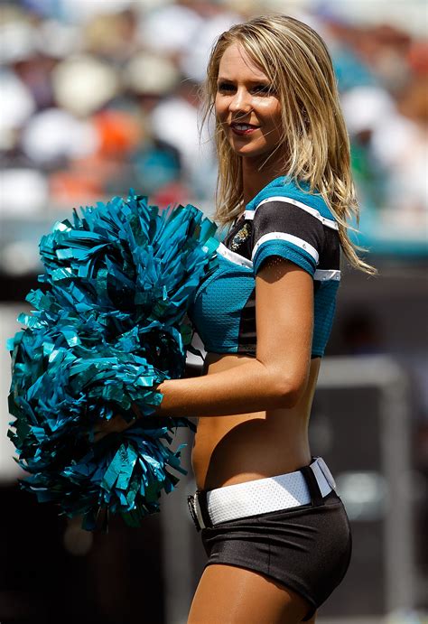 Nfl Power Rankings The League S Hottest Cheerleaders After Week 2 Bleacher Report Latest