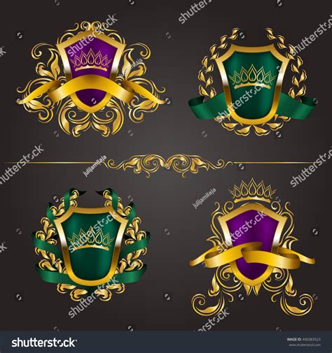 Set Golden Royal Shields Floral Elements เวกเตอร์สต็อก ปลอดค่า