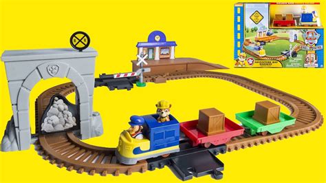 Paw Patrol Adventure Bay Railway Track Set With Exclusive Vehicle By