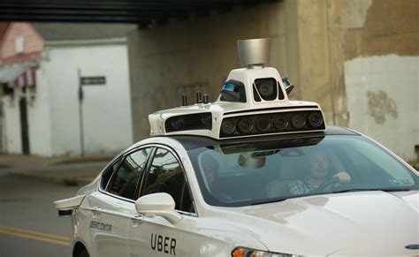 Warning Driverless Cars Are Farther Than They Appear