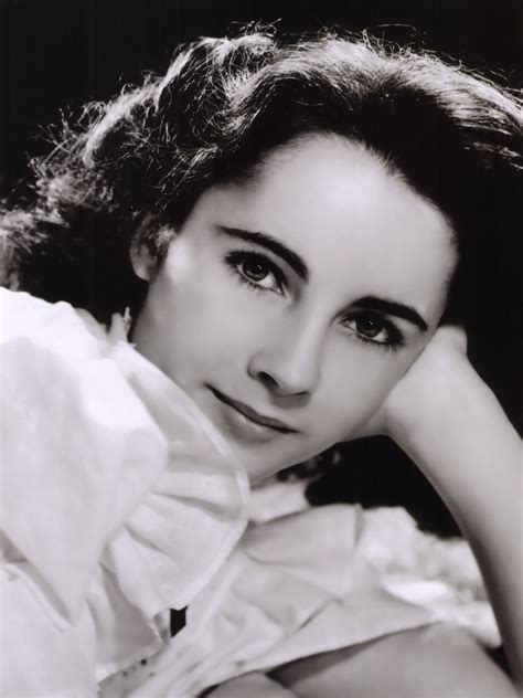 Pin On Elizabeth Taylor 1932 2011