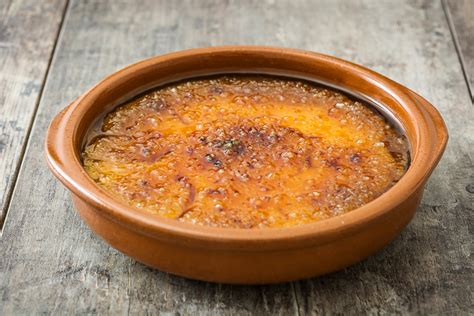 Crema catalana, ricetta originale spagnola | Ricette della Nonna