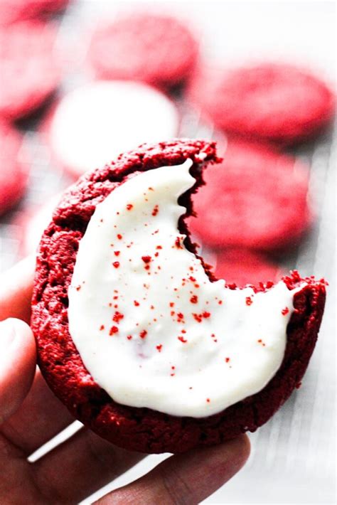 Red Velvet Cake Mix Cookies With Cream Cheese Frosting Berry Maple