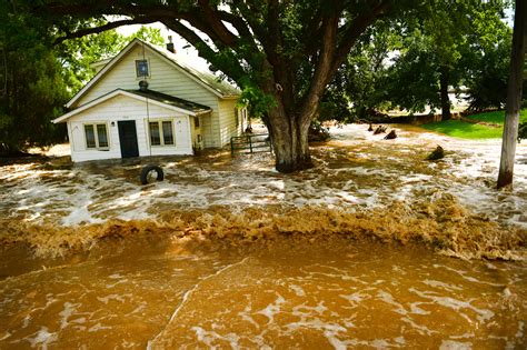 A Look At Colorados Catastrophic Flood By The Numbers Huffpost Impact