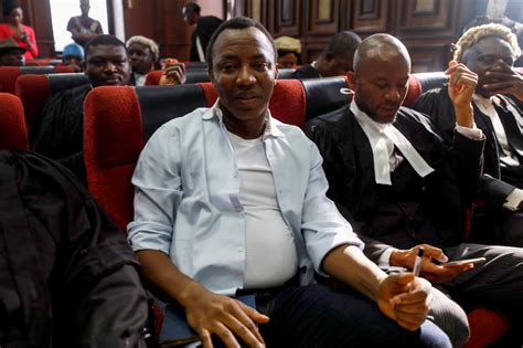 Nigerian Activist Sowore Re Arrested Hours After He Was Freed Lawyer