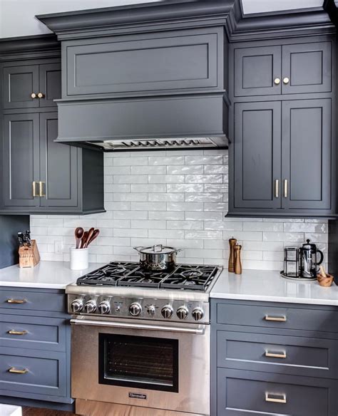 Modern kitchen ideas with dark cabinets. 18+ Stunning Ideas of Grey Kitchen Cabinets