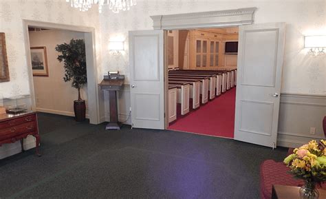 Renner Wikoff Chapel And Crematory Urbana Il Funeral Home And Cremation