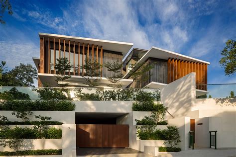 Rhythmic Timber Louvres Line Namly View House In Singapore Habitus Living