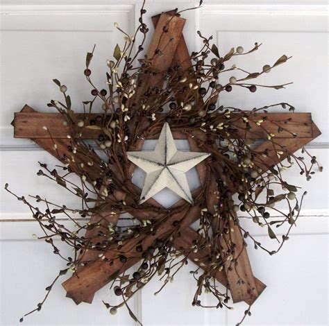 Country Primitive Wooden Star With Berries And Metal Star Primitive