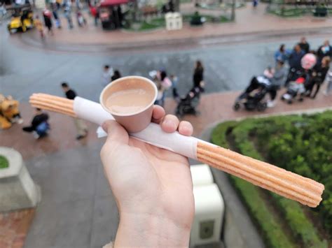 Review Strawberry Churro Is Back With New Chocolate Marshmallow