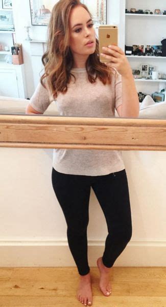 This Photo Of Tanya Burr Has Caused A Huge Argument Duchess Kate