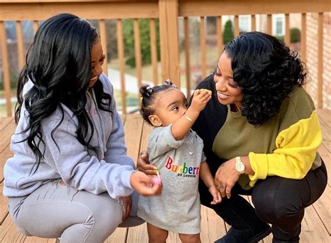 Who S Who Fans Can T Tell The Difference Between Toya Wright And Her Daughter Reginae