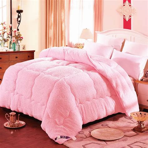 Promoting Hot Selling Warm Thick Chinese Berber Fleece Wool Cashmere Quilts Comforters