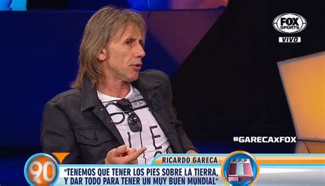 Ricardo gareca empezó el noviazgo con su esposa gladys hartintegui a los diecisiete años, cuando ambos practicaban deportes en juvencia, el club del barrio donde se criaron (en el que, por cierto, empezó como arquero, no como delantero). Ricardo Gareca es Entrevistado por Medios Argentinos ...