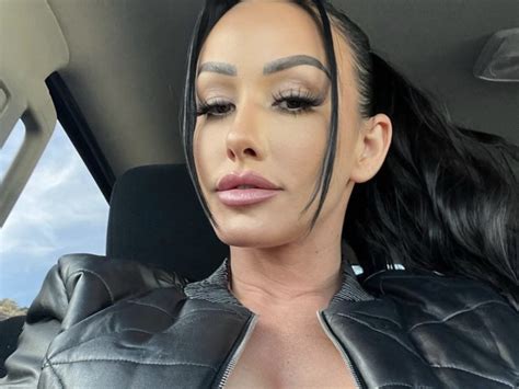 Jennifer White The Jaw Dropping Vixen Needs To Take Car Selfies Daily No Hourly — Attack