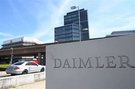 Stuttgarter Autobauer Daimler Unterm Strich Mit Deutlichem Gewinnsprung