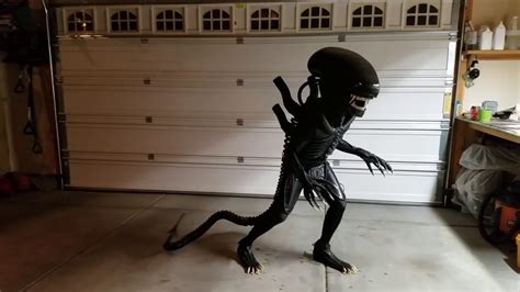 How To Make An Alien Xenomorph Costume Free Robux Boost