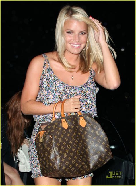 Louis Vuitton Spotters Jessica Simpson With Her Louis Vuitton Moogram