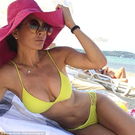 Brooke Burke Poses For Bikini Selfie In St Tropez Daily Mail Online