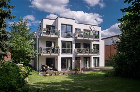 Das eher bürgerliche viertel gilt als gute adresse trotz des andauernden fluglärms. Mehrfamilienhaus, Hamburg Fuhlsbüttel - JK Architektenteam