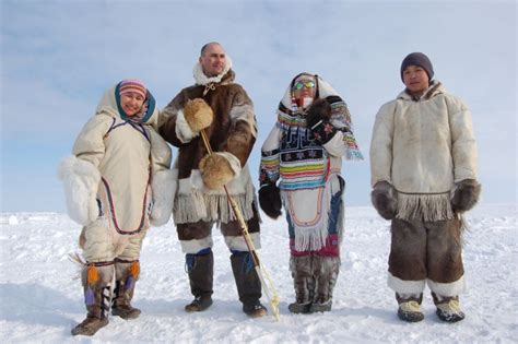 Inuit Pronounced Or Inuktitut The People Are A Group Of