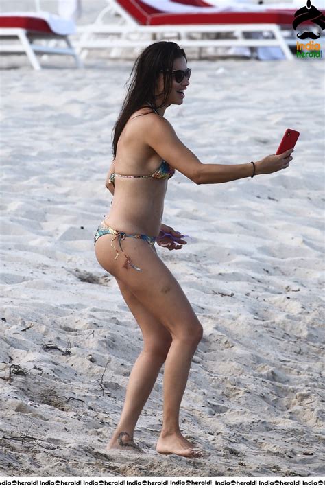 Adriana Lima On The Beach In Miami Set 2