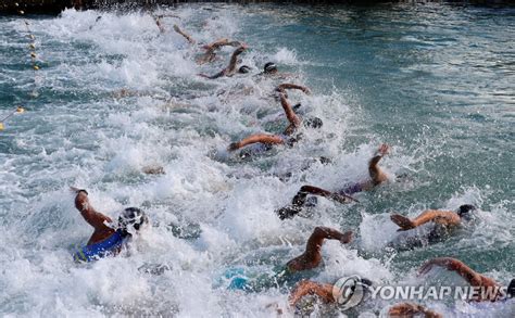 트렉 타임 트라이얼 / 트라이애슬론 바이크는 최고 속도를 위해 설계된 공기 역학적 레이스 머신입니다. 세계트라이애슬론연맹 "5월 1일까지 모든 대회 중단" | 연합뉴스