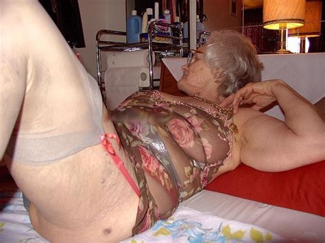 Granny Pics Slut Photo Older Wife Gaping Ass