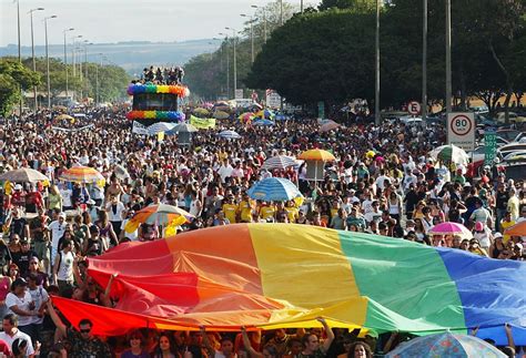 Diversidade no DF Vem aí a 20ª parada Gay de Brasília 2017 Câmara LGBT