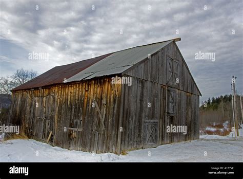 Rustic Farm Building Stock Photo Alamy