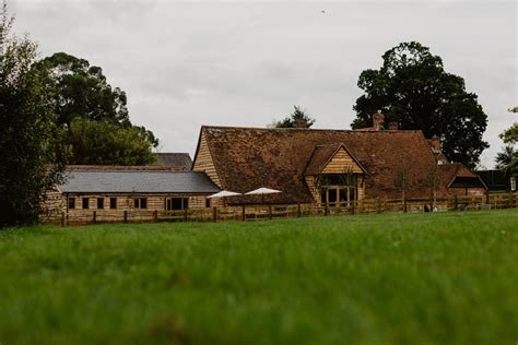 Then view these winchester, basingstoke, midhurst and sandhurst based venues. Silchester Farm | Farm & Barn Wedding Venue in Hampshire ...